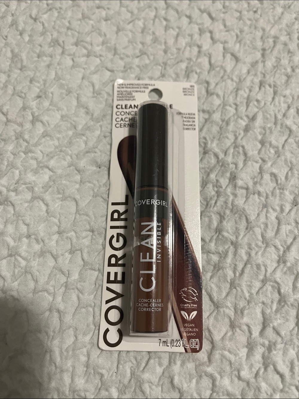NWT Covergirl Clean Invisible Concealer 185 Bronze